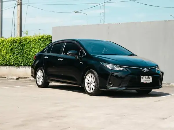 Toyota Corolla for Ban Phe transfers
