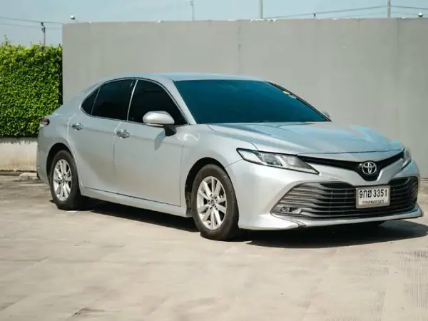 Toyota Camry for Ban Phe transfers